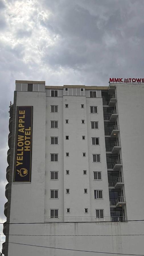 Yellow Apple Hotel Addis Abeba Buitenkant foto
